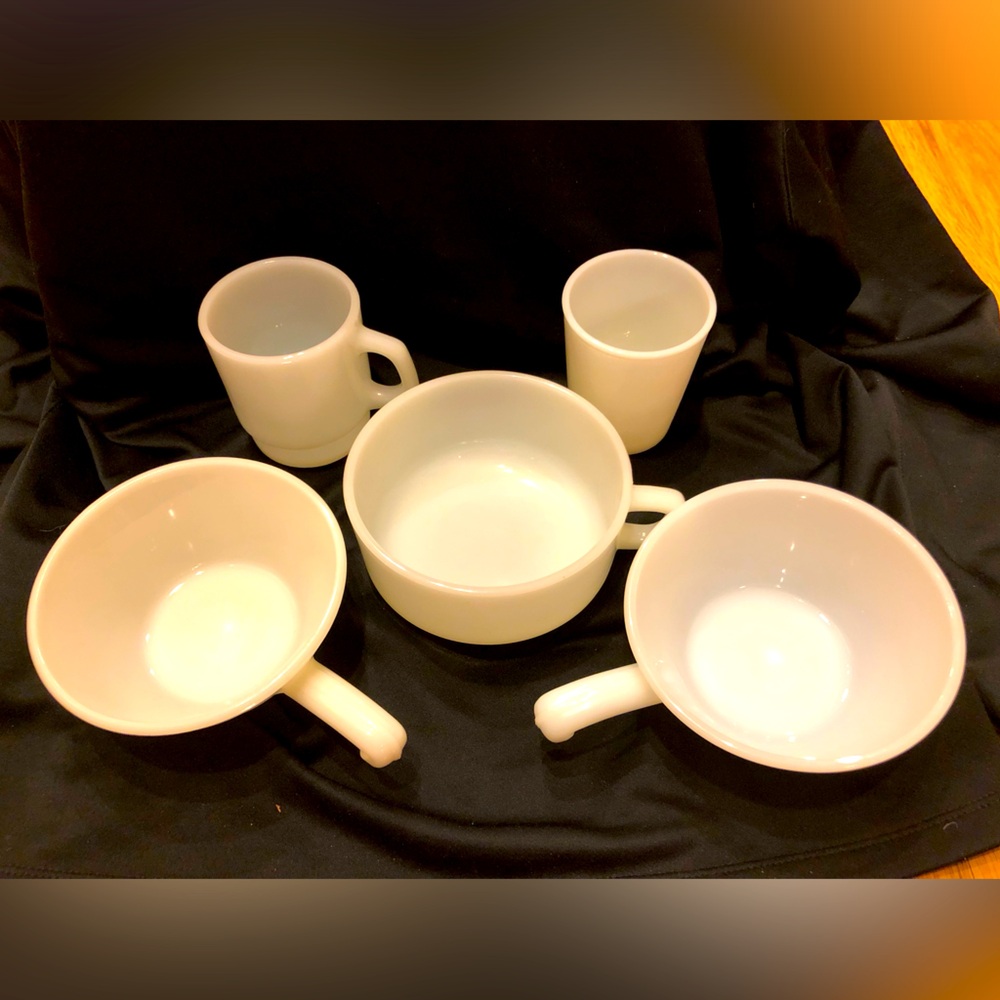 Anchor Hocking White Milk Glass Set